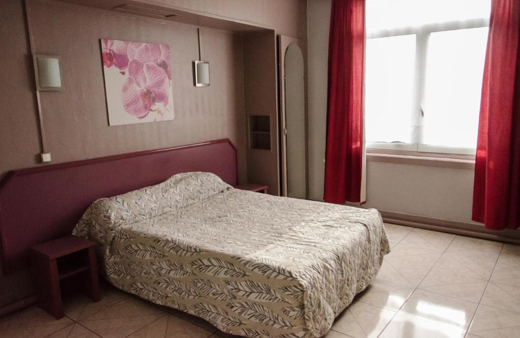 Hotel Coq Hardi Lille Ngoại thất bức ảnh